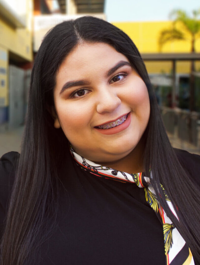 Portrait photograph of Anais