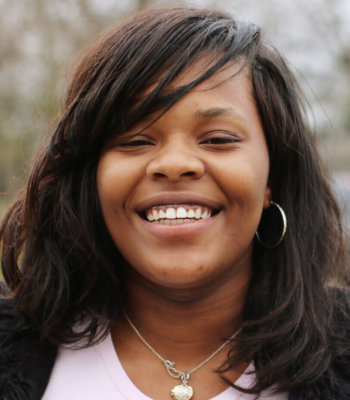 MyYelle – Cropped Portrait